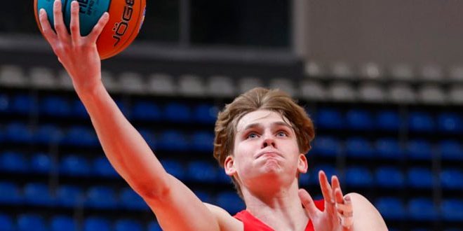 Илья Ермаков начинает студенческую карьеру в NCAA в университете Святого Бонавентуры