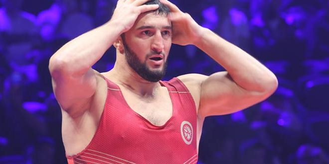 Садулаев вновь столкнулся с визовыми ограничениями и пропустит чемпионат мира